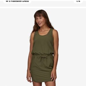 Patagonia Basin Green Fleetwith dress, size large.